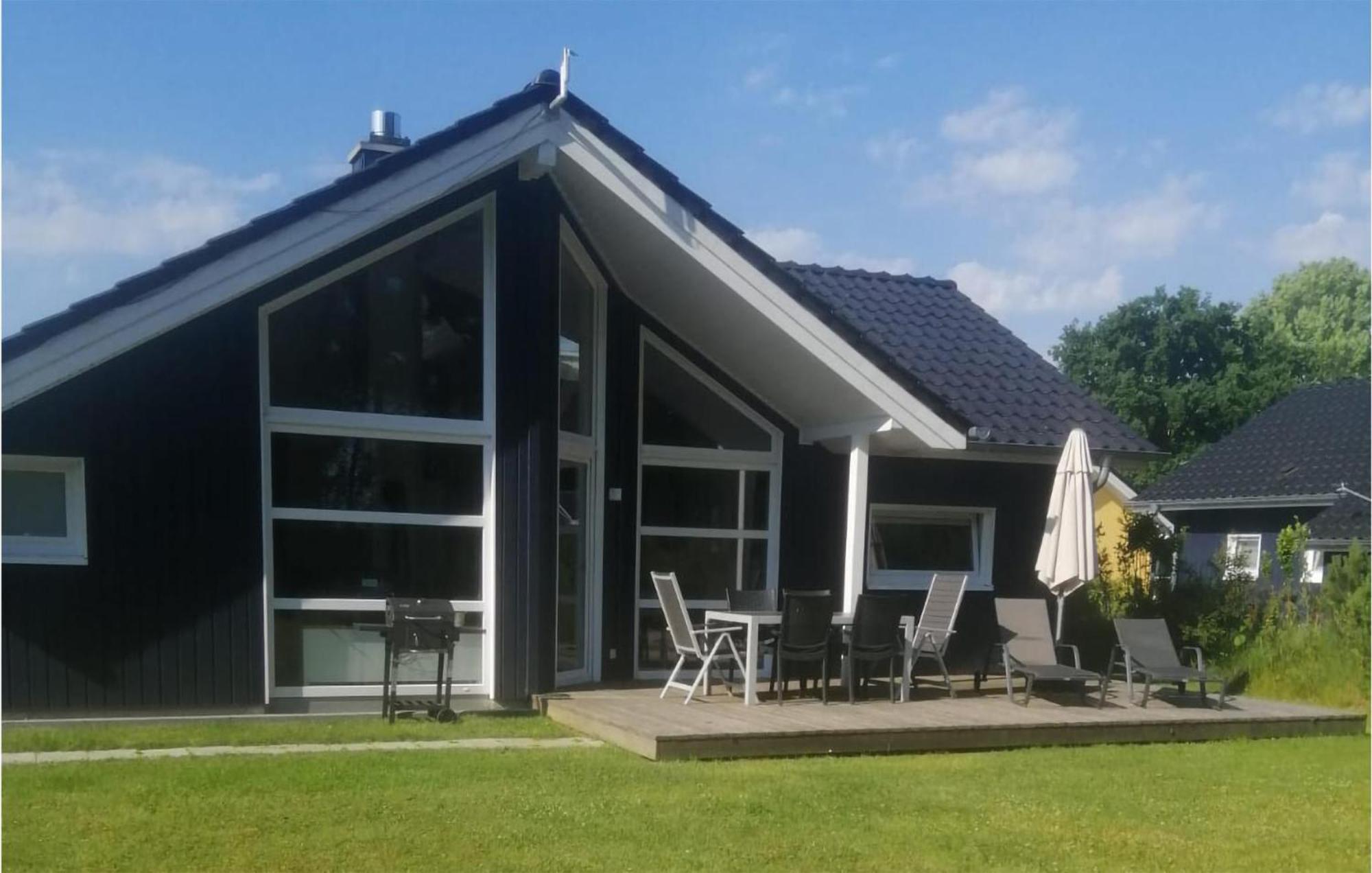 3 Bedroom Stunning Home In Krems Ii-Warderbrueck Gols Екстер'єр фото